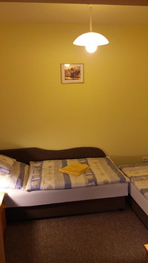 Molnar Apartman Heviz Bagian luar foto
