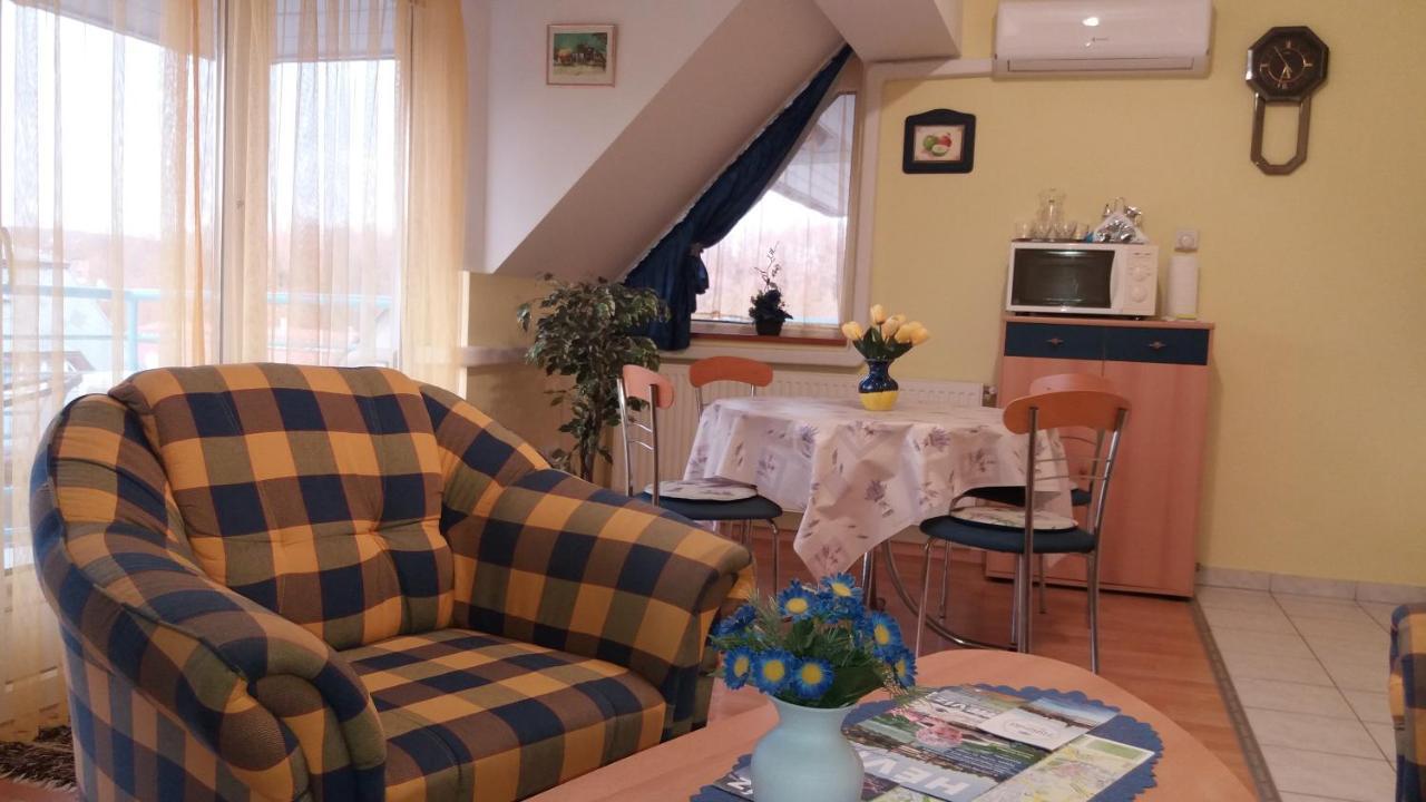 Molnar Apartman Heviz Bagian luar foto