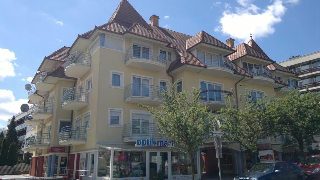 Molnar Apartman Heviz Bagian luar foto