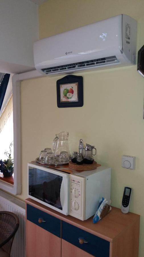 Molnar Apartman Heviz Bagian luar foto
